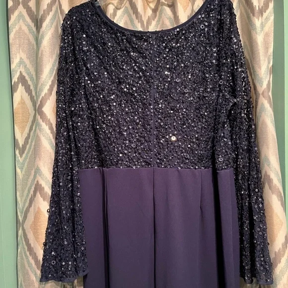 Adrianna Papell New Womans Beaded Boat Neck Gown Navy Blue Size 20 Flared Sleeve - Picture 5 of 10